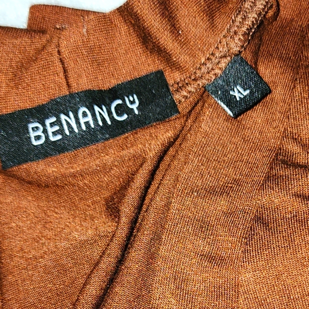 Benancy Brown Top Shrug XL NWT